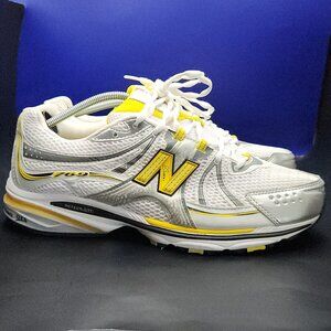 New Balance 769